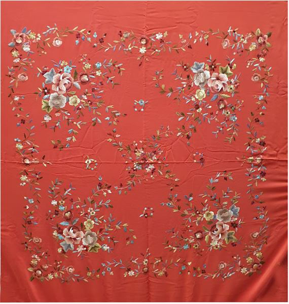 Handmade Embroidered Shawl. Natural Silk. Ref. 1011156RJCLRES 297.520€ #500351011156RJCLRES